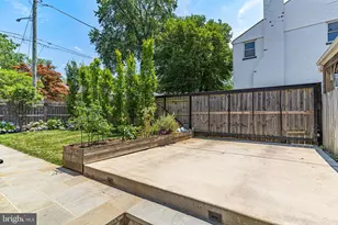 1224 Aspen St NW, Washington, DC 20012 - Photo 30