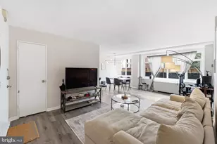 1545 18th St NW, Washington, DC 20036 - Photo 8