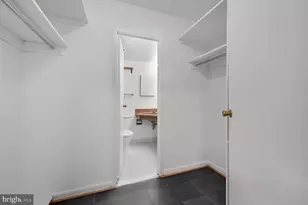 950 25th St NW, Washington, DC 20037 - Photo 18
