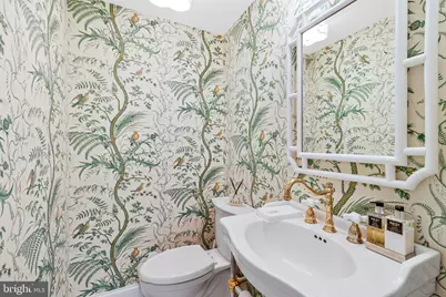 4607 Kenmore Drive NW, Washington, DC 20007 - Photo 10