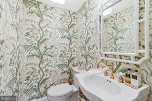 4607 Kenmore Dr NW, Washington, DC 20007 - Photo 10
