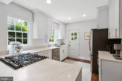 4607 Kenmore Drive NW, Washington, DC 20007 - Photo 12