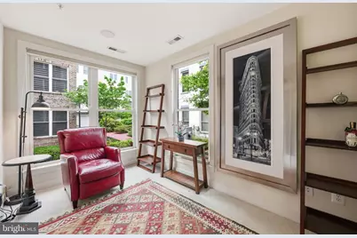 909 3rd Place SE, Washington, DC 20003 - Photo 4