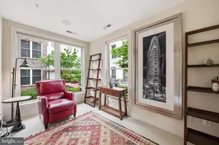 909 3rd Pl SE, Washington, DC 20003 - Photo 4