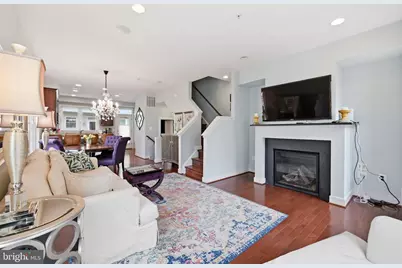 909 3rd Place SE, Washington, DC 20003 - Photo 10