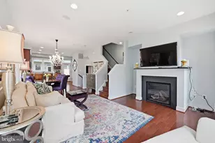 909 3rd Pl SE, Washington, DC 20003 - Photo 10