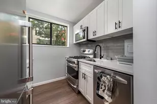 305 C St NE, Washington, DC 20002 - Photo 10