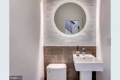 1009 NW Irving Street NW, Washington, DC 20010 - Photo 16