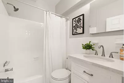 3039 Macomb Street NW #2A, Washington, DC 20008 - Photo 18