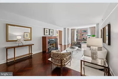 1155 23rd Street NW #6C, Washington, DC 20037 - Photo 8
