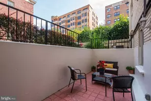 1619 R St NW, Washington, DC 20009 - Photo 14
