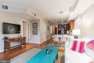 1117 10th Street NW #1012, Washington, DC 20001 - Photo 8