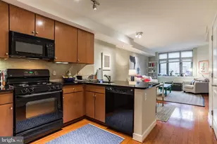 1117 10th St NW, Washington, DC 20001 - Photo 4