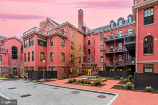 215 I Street NE, Washington, DC 20002 - Photo 1