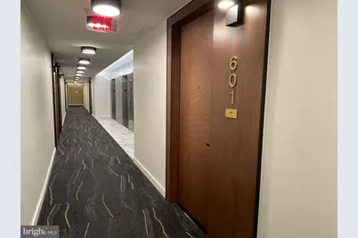1211 Van Street SE #601, Washington, DC 20003 - Photo 4