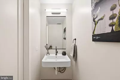 1211 Van Street SE #601, Washington, DC 20003 - Photo 6