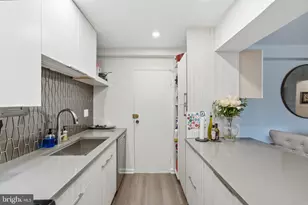 4201 Cathedral Ave NW, Washington, DC 20016 - Photo 12