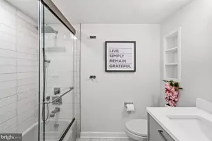 4201 Cathedral Ave NW, Washington, DC 20016 - Photo 24