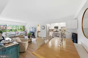 4201 Cathedral Ave NW, Washington, DC 20016 - Photo 20