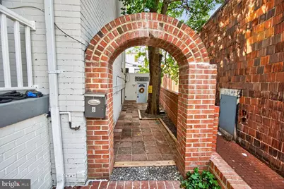 768 Quebec Place NW #B, Washington, DC 20010 - Photo 2