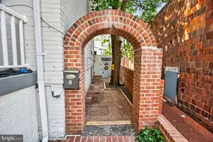 768 Quebec Place NW, Washington, DC 20010 - Photo 2