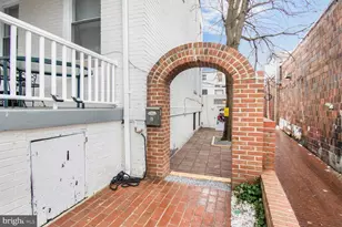 768 Quebec Place NW, Washington, DC 20010 - Photo 2