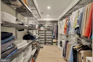 1045 31st St NW, Washington, DC 20007 - Photo 36