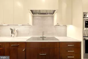 1045 31st St NW, Washington, DC 20007 - Photo 20