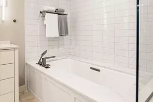 1045 31st St NW, Washington, DC 20007 - Photo 38