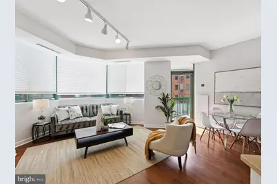 955 26th Street NW #309, Washington, DC 20037 - Photo 8
