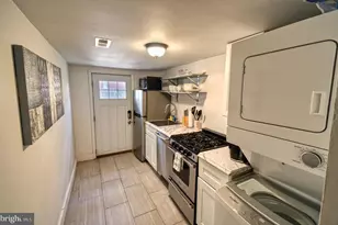 935 8th St NE, Washington, DC 20002 - Photo 8