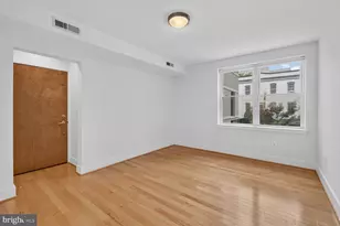 809 Otis Pl NW, Washington, DC 20010 - Photo 6