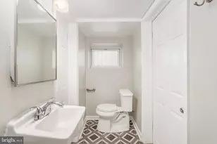 900 Madison St NW, Washington, DC 20011 - Photo 32