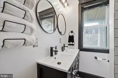 939 15th Street SE, Washington, DC 20003 - Photo 16