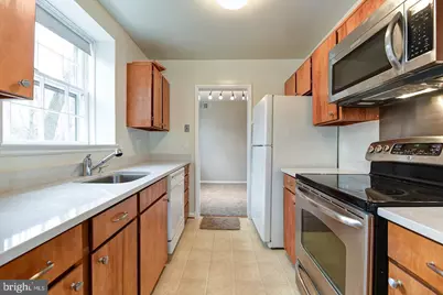 3940 Langley Court NW #C633, Washington, DC 20016 - Photo 6