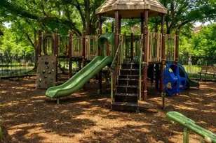 2527 Q St NW, Washington, DC 20007 - Photo 26
