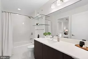 460 New York NW, Washington, DC 20001 - Photo 8