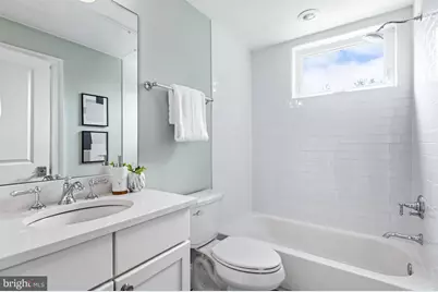 2323 40th Street NW #6, Washington, DC 20007 - Photo 8