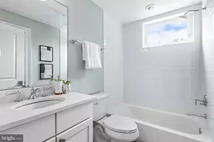 2323 40th St NW, Washington, DC 20007 - Photo 8