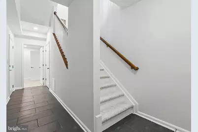 402 Woodcrest Drive SE, Washington, DC 20032 - Photo 4