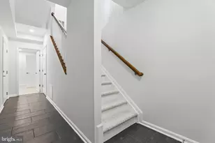 402 Woodcrest Dr SE, Washington, DC 20032 - Photo 4