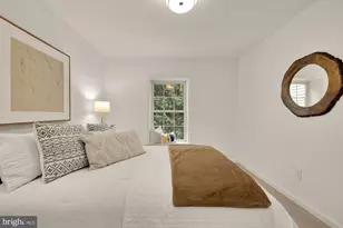 2313 37th St NW, Washington, DC 20007 - Photo 26