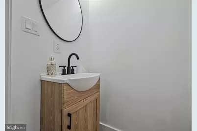 305 34th Place NE, Washington, DC 20019 - Photo 16