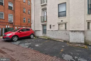 2627 Adams Mill Rd NW, Washington, DC 20009 - Photo 10