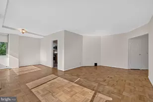 4200 Cathedral Ave NW, Washington, DC 20016 - Photo 12