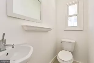 718 Ridge Rd SE, Washington, DC 20019 - Photo 18