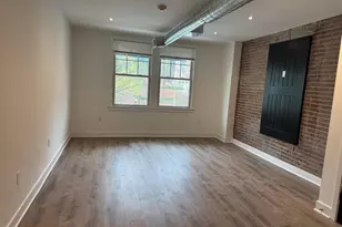 2647 Connecticut Ave NW, Washington, DC 20008 - Photo 2