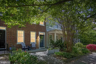 2111 37th Street NW, Washington, DC 20007 - Photo 1