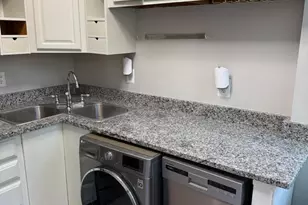 318 North Carolina Ave SE, Washington, DC 20003 - Photo 4