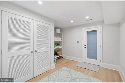 2558 36th Street NW, Washington, DC 20007 - Photo 30